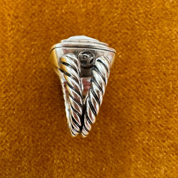 David Yurman 14mm White Agate Ring - Picture 3 of 6